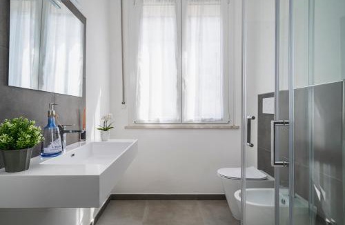 Rimini Apartment | Appartamento Rimini centro Dolcevita Tiberio con garage