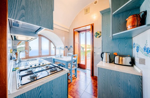 Scala Apartment | Apt Anna in Villa Laura near Ravello