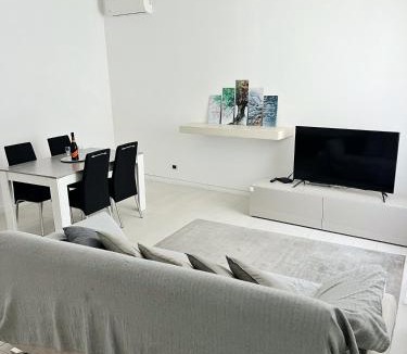 Santa Maria A Vico Apartment | AragonApartment