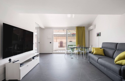 Borgo Vecchio Apartment | Archimedes Luxury apartment with terrace in Palermo