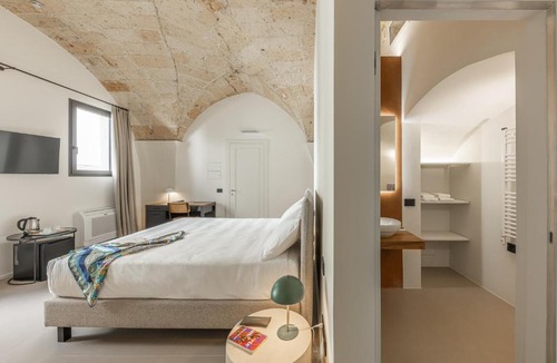 Lecce Historic Center Hotel | Arco Vecchio Urban Suite - Epoca Collection