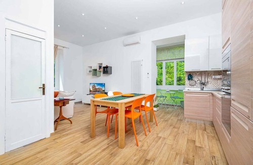 La Spezia Apartment | Are you looking for a corner of paradise between La Spezia and Portovenere? Well, you have found it!Fieschi 316 is a house that will be able to transfer its warmth and exclusivity to you. The apartment has recently been renovated and has plenty of space