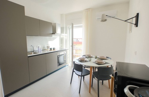 Marcianise Apartment | ARQO Apartments - Spacious Apartment with 2 Bathrooms and Courtyard View