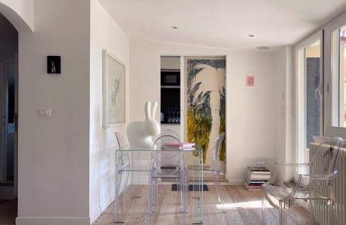 Rione IV Campo Marzio Apartment | Art Lover's Loft