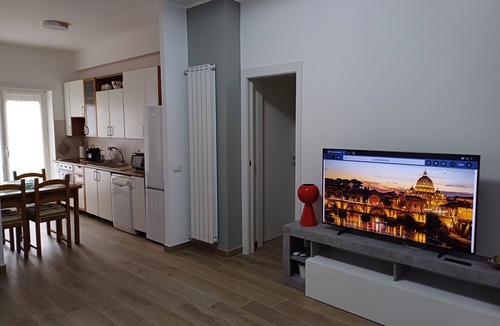 Quartiere XI Portuense Apartment | Ascenza in Trastevere