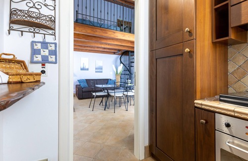 Acate Apartment | Attic Apartment in the Heart of Acate