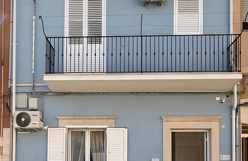 Acate Apartment | Attic Apartment in the Heart of Acate