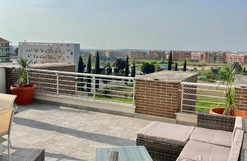 Zona XXXI Mezzocammino Apartment | Attico due piani di Lusso terrazza grande BBQ & WiFi