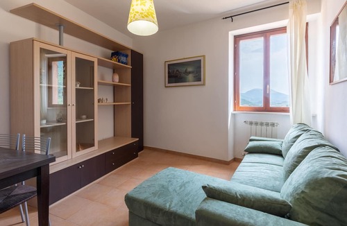 Fabriano House | Attractive holiday home for a wonderful holiday.