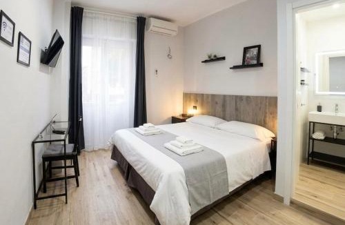 Quartiere XVII Trieste Bed & Breakfast | Avec Moi Roma