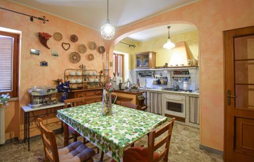 Monteleone Sabino Apartment | Awesome Apartment In Monteleone Sabino With Wifi