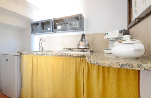 Forcoli House | Awesome home in Palaia with outdoor swimming pool