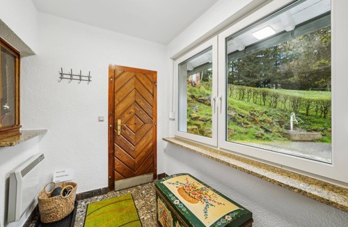 Nahetal-Waldau House | Awesome home in Schleusingen with sauna