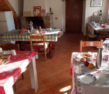 Laterina Bed & Breakfast | Azzurre BeB