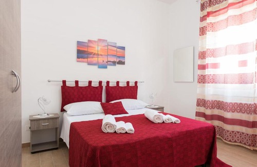 Trapani Bed & Breakfast | B&B Gli Ontani