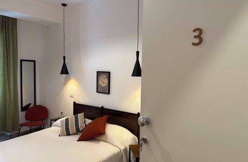 Ostiense Bed & Breakfast | B&B Loggia Garbatella