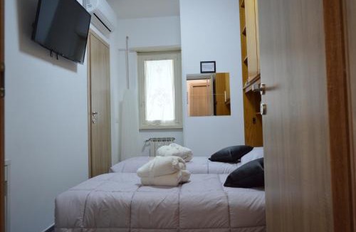 Zona XXVIII Tor de' Cenci Bed & Breakfast | B&B SERENITY2024