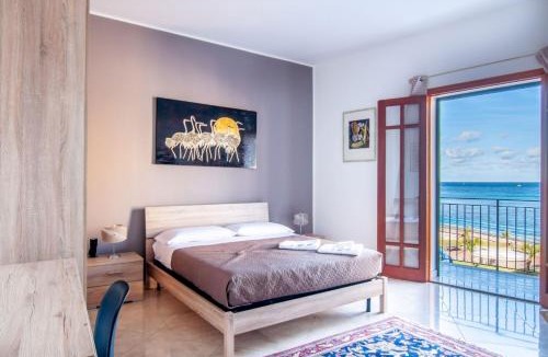 Sferracavallo Bed & Breakfast | B&B Una Terrazza sul Golfo di Sferracavallo