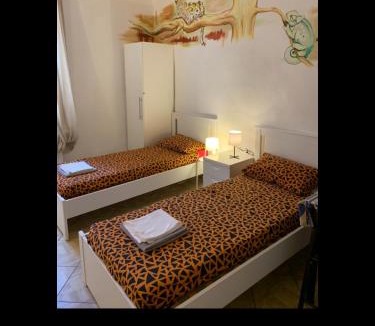 Historic Center Bed & Breakfast | Backpackers House