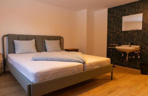 Mayrhofen Hostel | Backyard Mountain