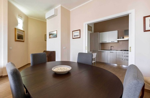 Il Monte Apartment | Balconcino sul Rivellino by BarbarHouse