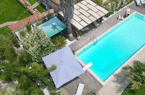 Aprilia Villa | Bamboo villa with private pool near Rome