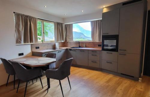 Rietz Apartment | Barger Apartment