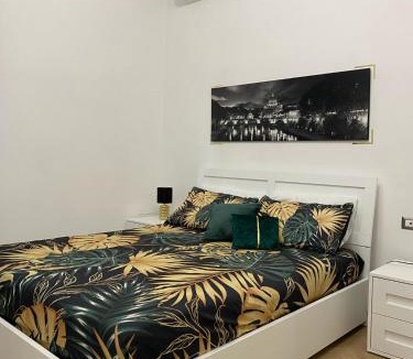 Tuscolano Apartment | Bart Rome House