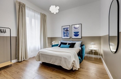 Universita Apartment | BDC - Phoenix huge Apt 4Bdr and 3Bath!