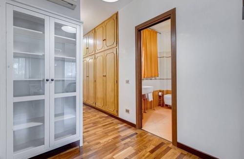 Quartiere XXIX Ponte Mammolo Apartment | BDC – The Fireplace | Cozy Apartment with Terrace