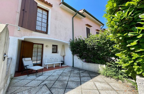 Porto Santa Margherita House | Beachside Holiday Home in Porto Santa