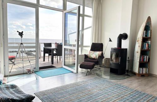 Schoenhagen Apartment | Beach Front