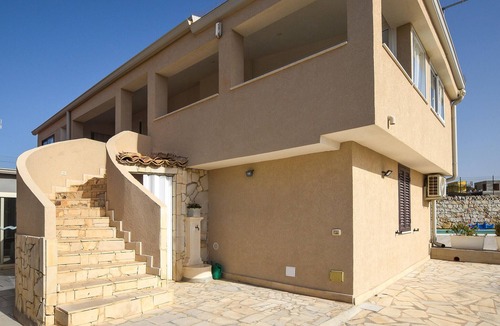 Ragusa House | Beach front home in Ragusa
