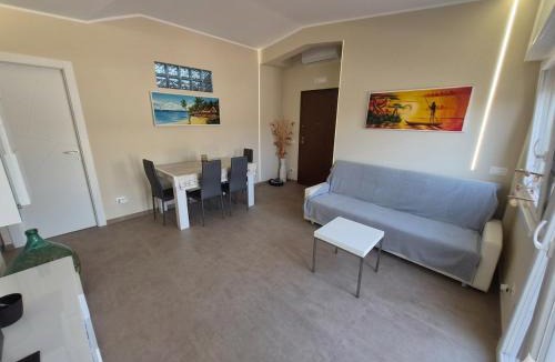 Torvaianica Apartment | Beach House