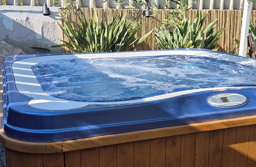 Manduria House | Beach house with pool and Whirlpool