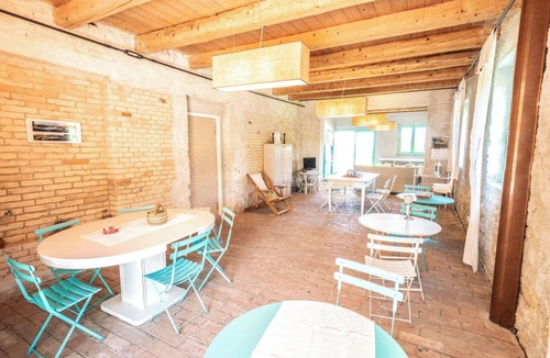 Montedinove Villa | Beautiful private villa for 11 people with private pool, WIFI, A/C, TV and patio