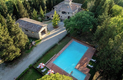 Sambuca Apartment | Beautiful apartment for 4 guests with WIFI, pool, close to Greve In Chianti
