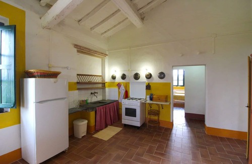 Foiano della Chiana Apartment | Beautiful apartment for 8 guests with WIFI, pool and pets allowed