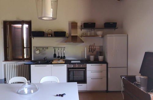 Fossombrone House | Beautiful apartment for 4 people with WIFI, A/C, pool, TV and pets allowed