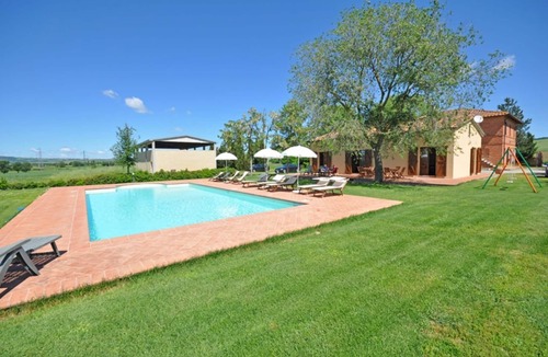 Gallina Apartment | Beautiful apartment for 6 people with WIFI, pool and panoramic view, close to Montepulciano