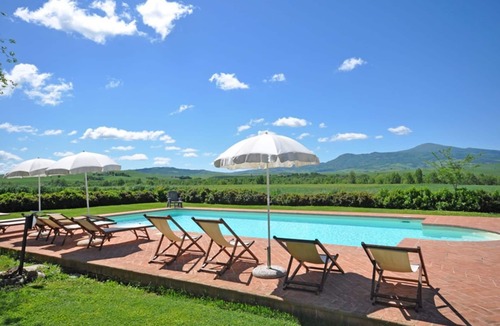 Gallina Apartment | Beautiful apartment for 6 people with WIFI, pool and panoramic view, close to Montepulciano