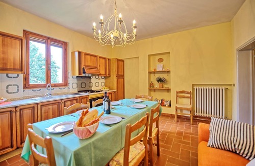 San Gimignano Apartment | Beautiful apartment for 4 people with WIFI, pool, A/C and TV