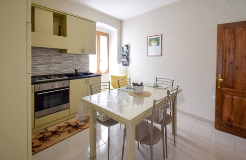 Conca Casale Apartment | Beautiful apartment in Conca Casale with house a mountain view