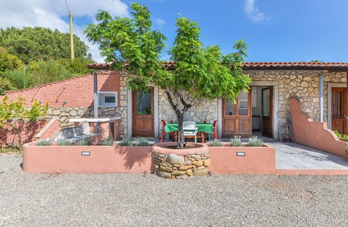 Naregno Apartment | Beautiful apartment for 4 guests with A/C, pool, WIFI, terrace and pets allowed