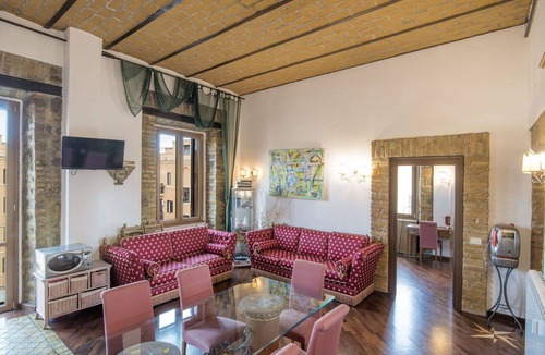 Pigneto Apartment | Beautiful apartment for 4 people with WIFI, TV and pets allowed