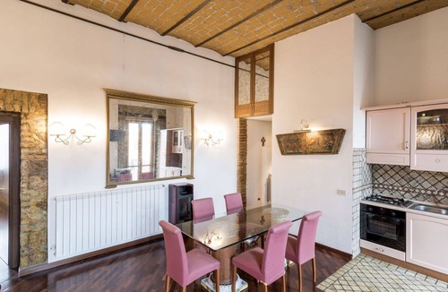 Pigneto Apartment | Beautiful apartment for 4 people with WIFI, TV and pets allowed