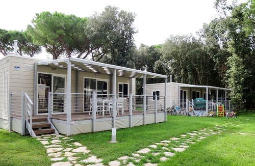 Baia Domizia House | Beautiful apartment in villa for 5 people with A/C, pool, WIFI and terrace