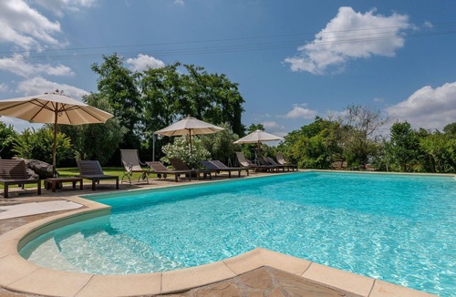 Poggi del Sasso Villa | Beautiful apartment in villa for 2 people with pool, A/C, WIFI, TV, patio and pets allowed