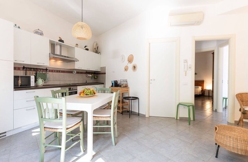 Scarlino Apartment | Beautiful apartment for 5 people with WIFI, A/C, TV, patio and pets allowed