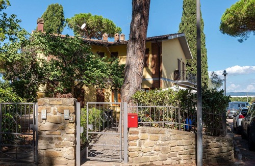 Scarlino Apartment | Beautiful apartment for 5 people with WIFI, A/C, TV, patio and pets allowed